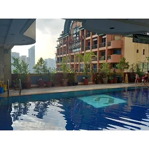 3* Hotel Capital O 914 Makati Palace