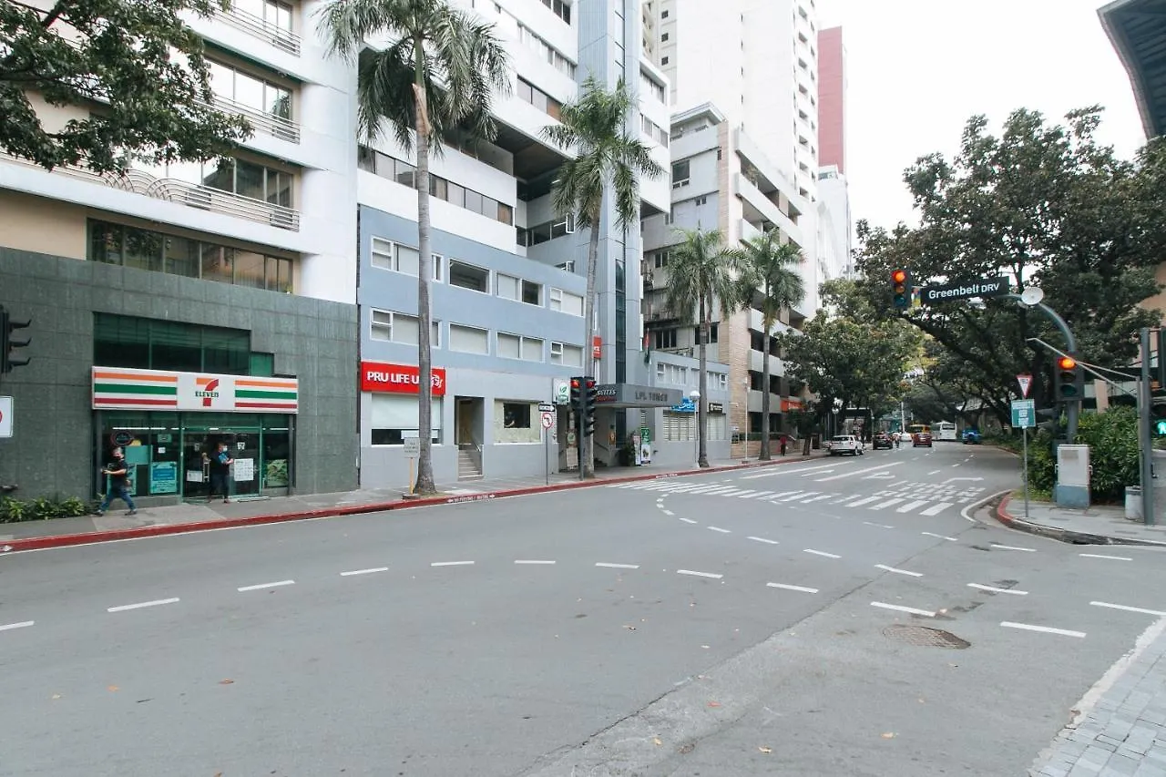 Reddoorz Premium Near Greenbelt Makati - Vaccinated Staff Makati City
