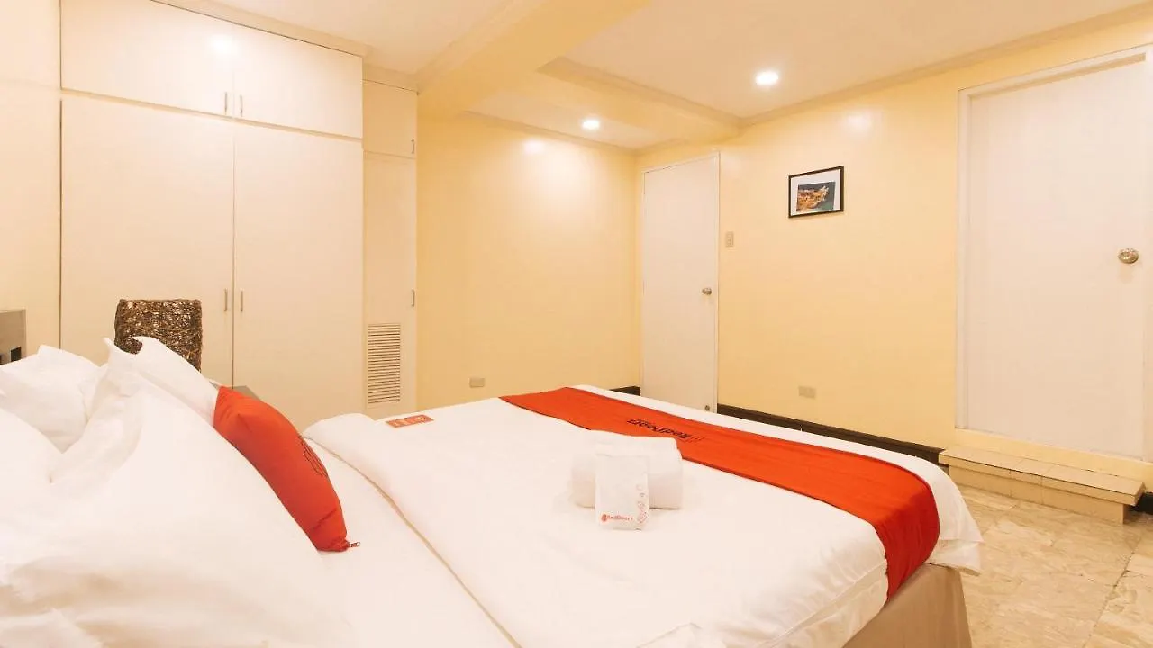 **** Hotel Reddoorz Premium Near Greenbelt Makati - Vaccinated Staff Makati City Philippines