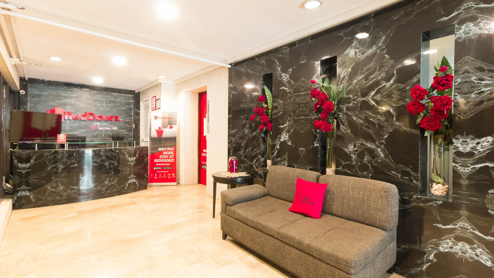 Reddoorz Premium Near Greenbelt Makati - Vaccinated Staff Makati City 4*,  Philippines
