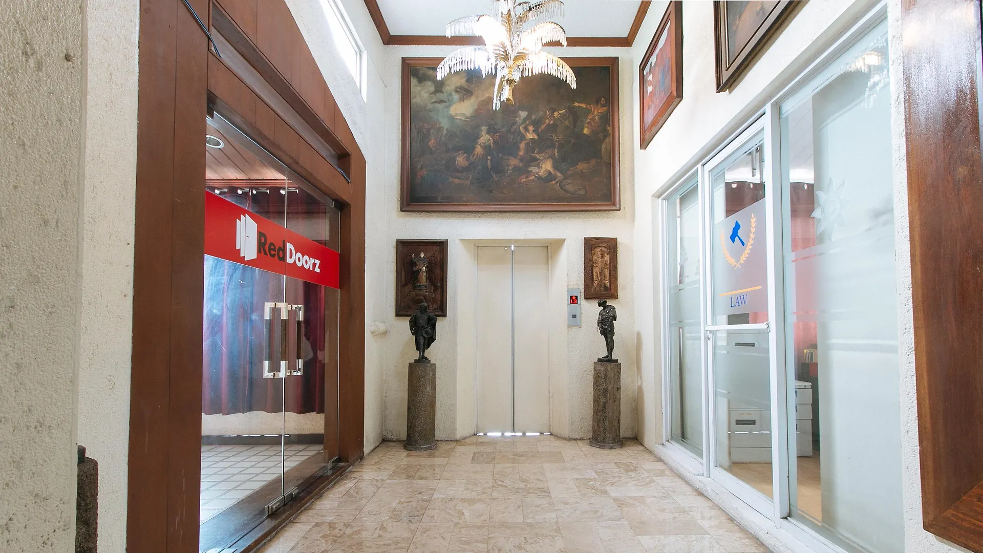Reddoorz Premium Near Greenbelt Makati - Vaccinated Staff Makati City Hotel